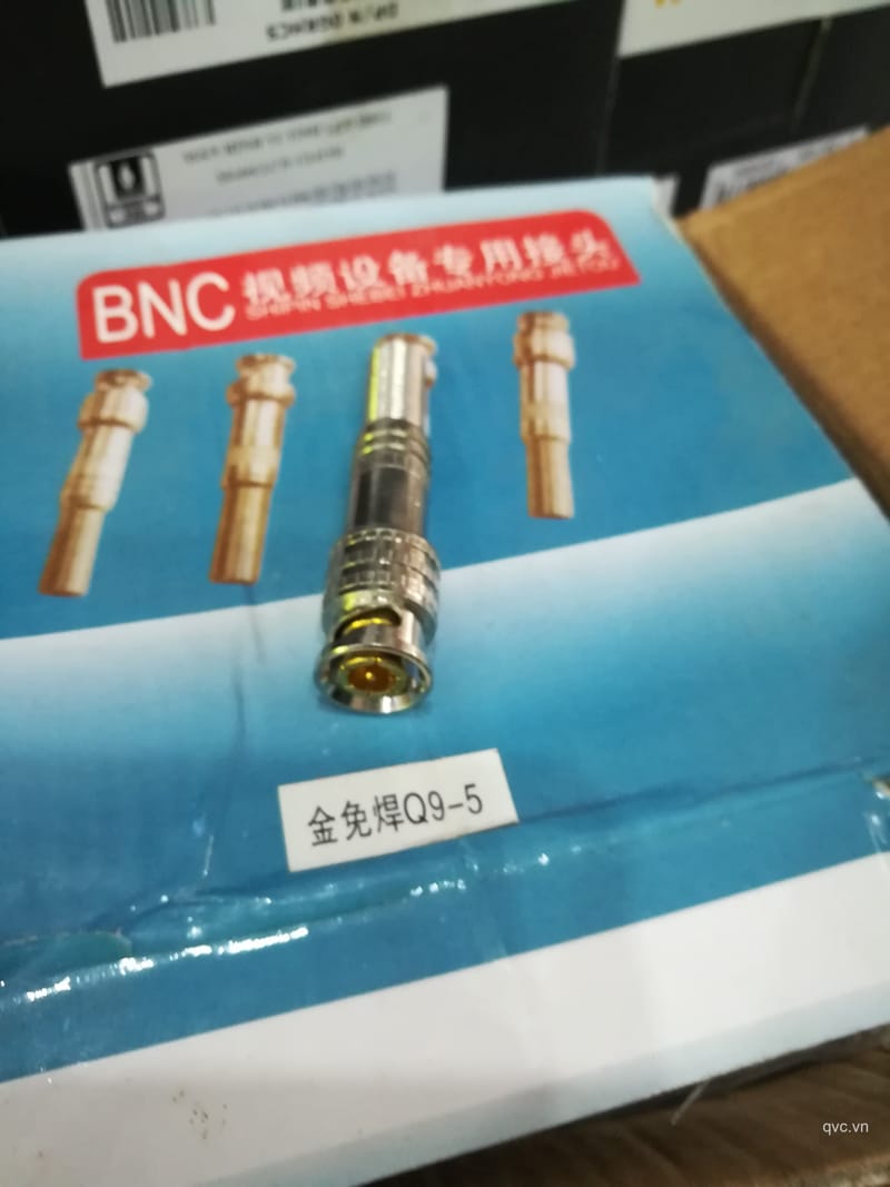 Jac BNC F5.01 ( jack vặn)
