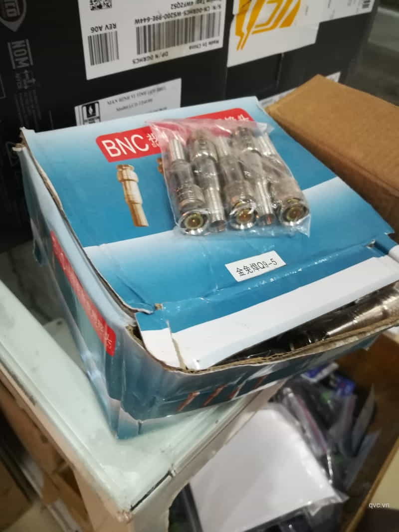 Jac BNC F5.01 ( jack vặn)