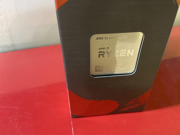 CPU AMD Ryzen 5 5600X (3.7 GHz Upto 4.6GHz /6 Cores,/12 Threads / SK AM4)