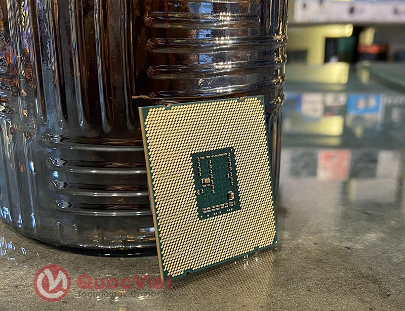 CPU XEON E5 2678  (2.5GHz, 12 nhân 24 luồng, 30MB Cache, 120W) - Socket Intel LGA 2011-v3 QSD