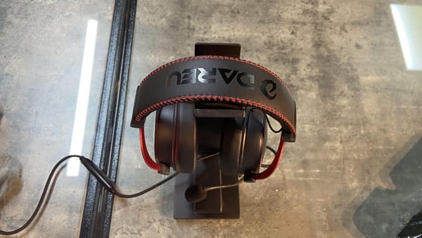 Tai nghe DareU EH925 7.1 RGB Black Red