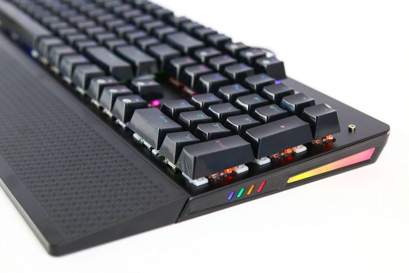 Bàn phím cơ Fuhlen Subverter RGB