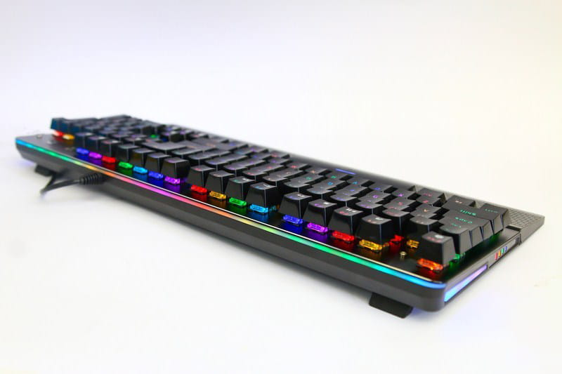 Bàn phím cơ Fuhlen Subverter RGB
