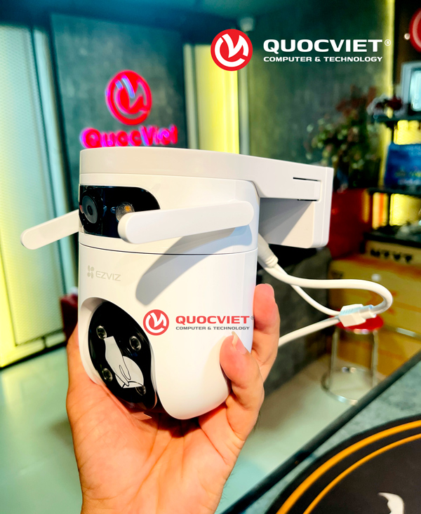 Camera quay quét 2 mắt ngoài trời EZVIZ CS-H9C (3MP + 3MP)
