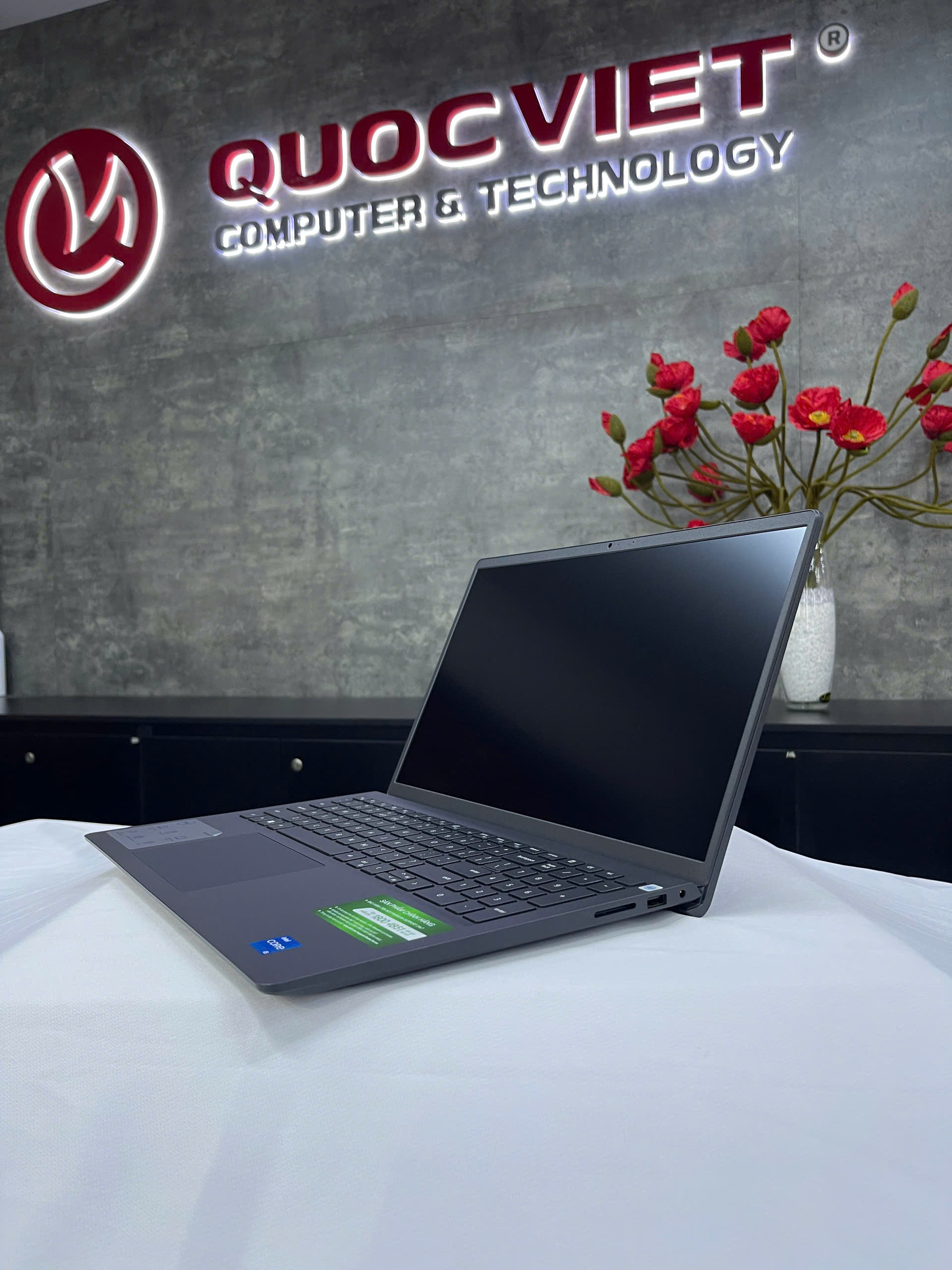 Laptop Dell Inspiron 15 3520 i5U165W11BLU-FP (i5-1235U/16Gb/512GB/15.6FHD/W11/OFHS21/Black)P112F007