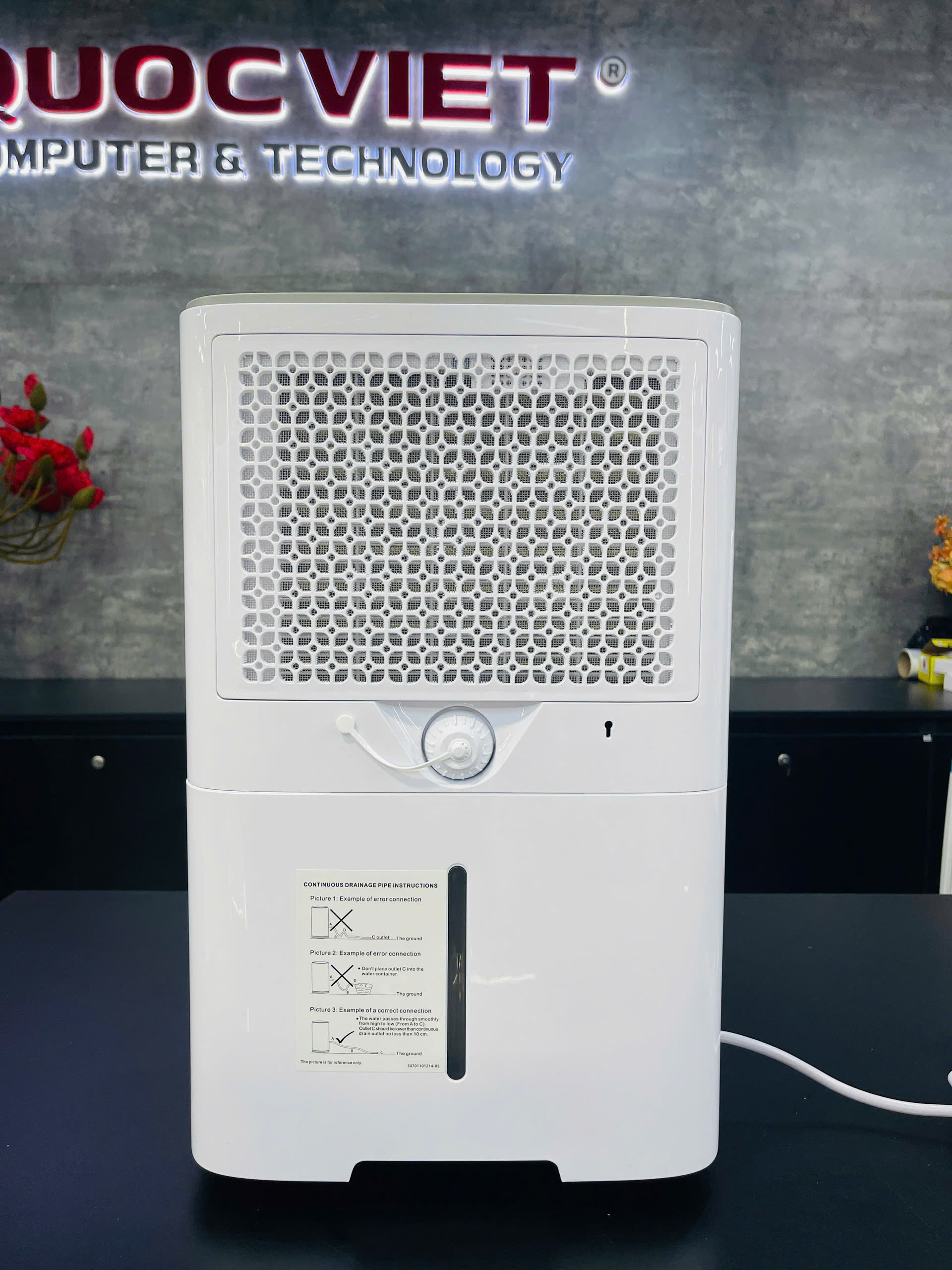 Máy hút ẩm Kangaroo KGDH20