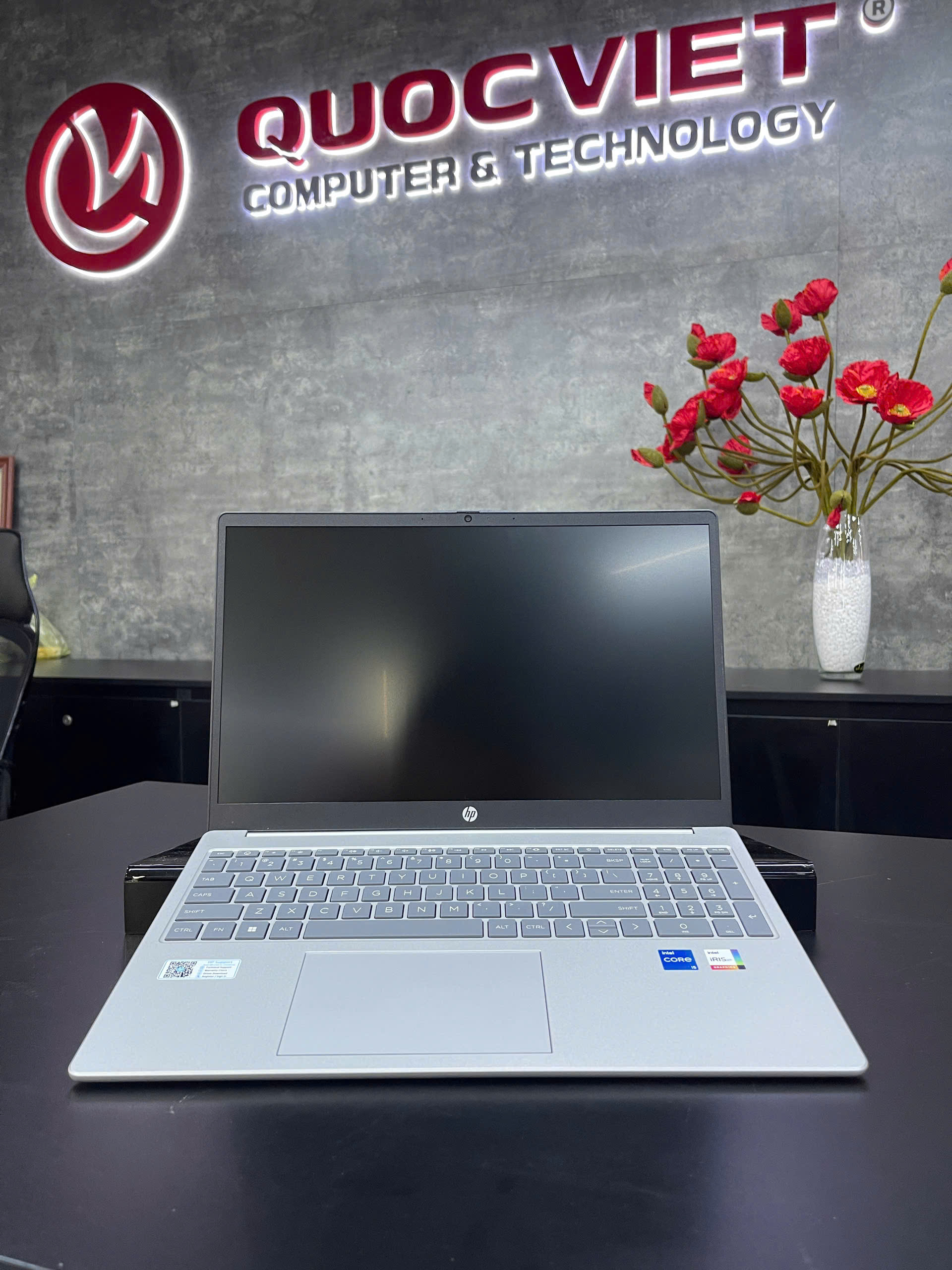 Máy tính xách tay HP-FD0095wm i5-1235U/8GB/256GB SSD/ 15.6 inch FHD/W11/Sliver NK 