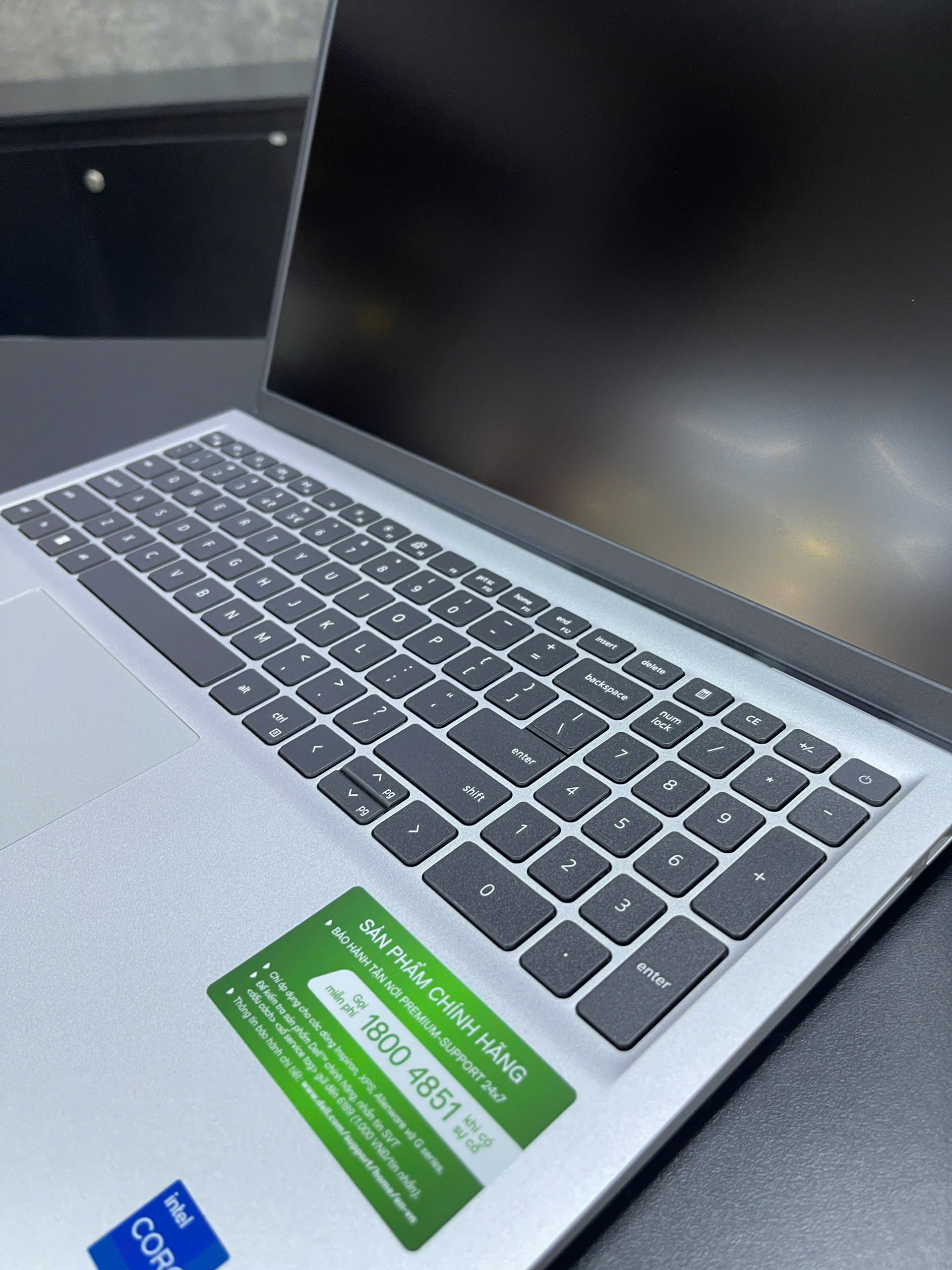 Máy tính xách tay Dell Inspiron 3530 71053696 Core i5-1334U/16GB/512GB SSD/15.6 FHD/W11/OF/1Y/Sliver