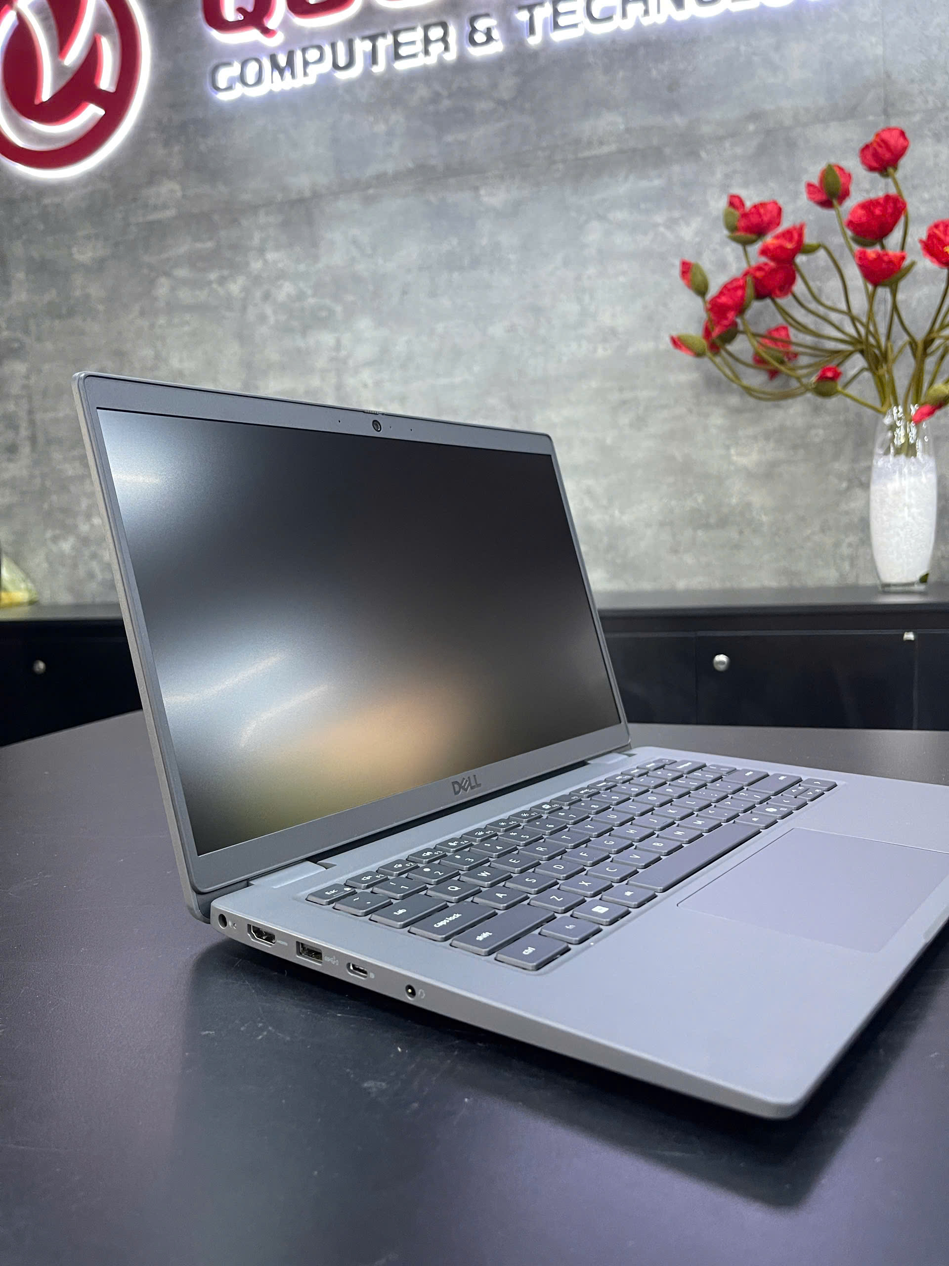 Máy tính xách tay Dell Latitude 3450 (L3450-1335U-16512W) Core i5-1335U/ 16GB/ 512SSD/ 14.0 inch FHD [3 CELLS / Win 11/ PRO SUPPORT/ 1Y]