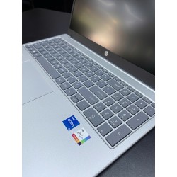 Máy tính xách tay HP 15-fd0235TU_9Q970PA [i5-1334U/16GB RAM/512GB SSD,Intel Graphics/15.6"FHD/Webcam/3 Cell,Wlan ax+BT,W11/Silver/1Y WTY]