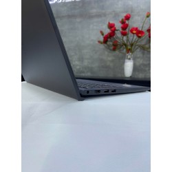 Máy tính xách tay Dell Inspiron 3520 71053702 (i5-1235U/8GB/512GB SSD/15.6 FHD/OF24/W11/Đen)