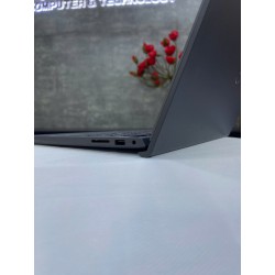 Máy tính xách tay Dell Inspiron 3520 71053702 (i5-1235U/8GB/512GB SSD/15.6 FHD/OF24/W11/Đen)