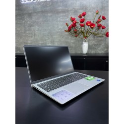 Máy tính xách tay Dell Inspiron 3520 N5I5352W1 (I5 1235U/8G/512GB/WIN 11/OFF24/15.6 INCH FHD/BẠC/1Y) 